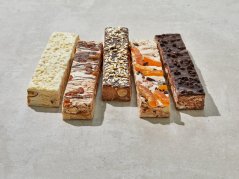 Mandľový nugatový Turron biela čokoláda 100g