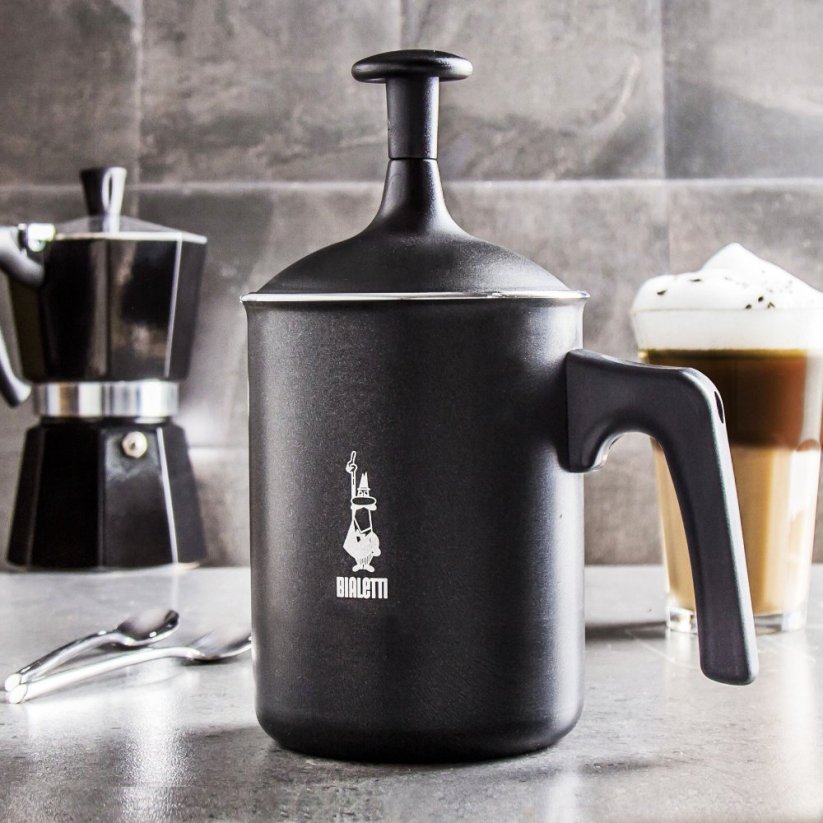 Bialetti Montalatte ruční šlehač a napěňovač mléka 166 ml