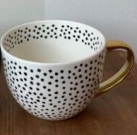 CHA CULT Čajový porcelánový hrnček „Corina“ 350ml - FARBA: Biela s čiernymi bodkami a zlatým uchom