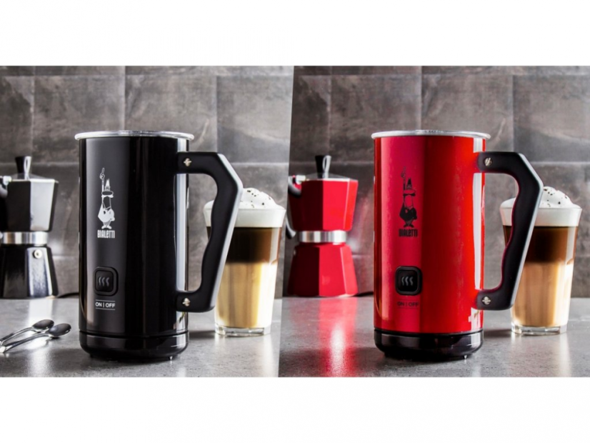 BIALETTI NAPĚŇOVAČ MLEKA ELEKTRICKÝ MK02 ČERNY